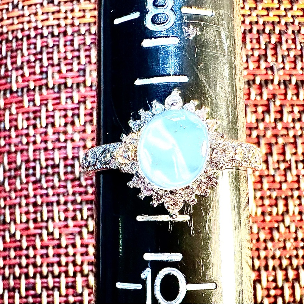 Fragrant Jewels Silver Ring with Clear Stone